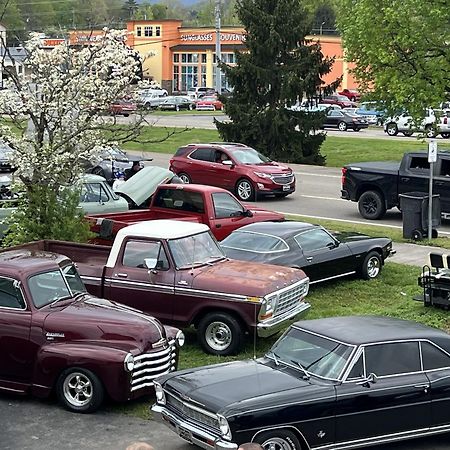 Pigeon Forge Parkway Inn Dış mekan fotoğraf
