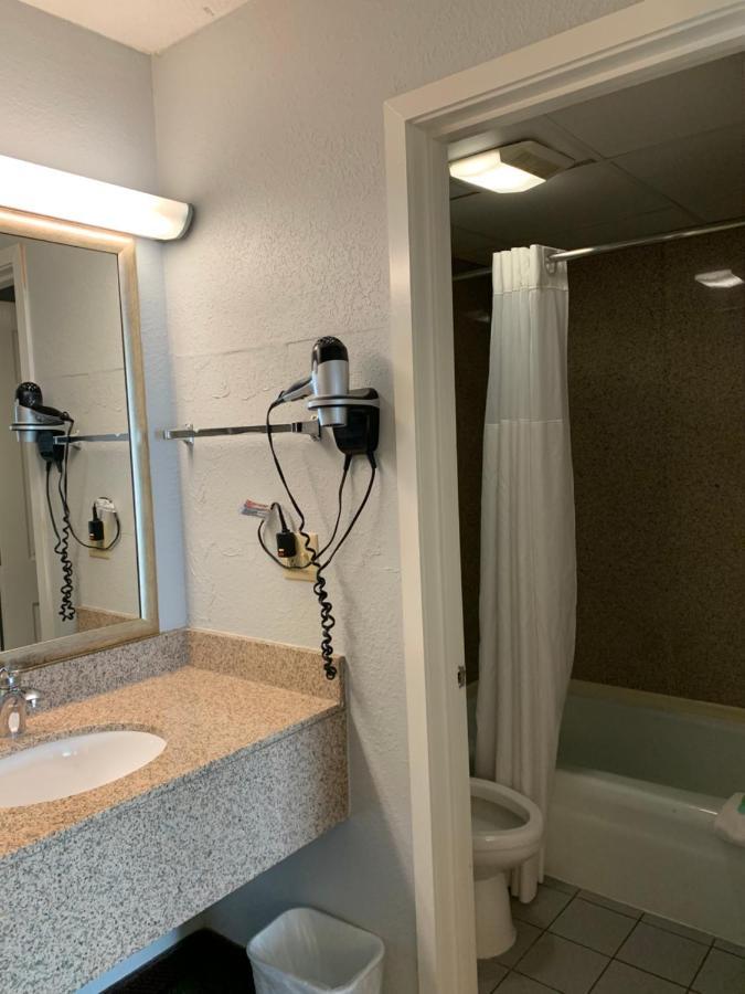 Pigeon Forge Parkway Inn Dış mekan fotoğraf