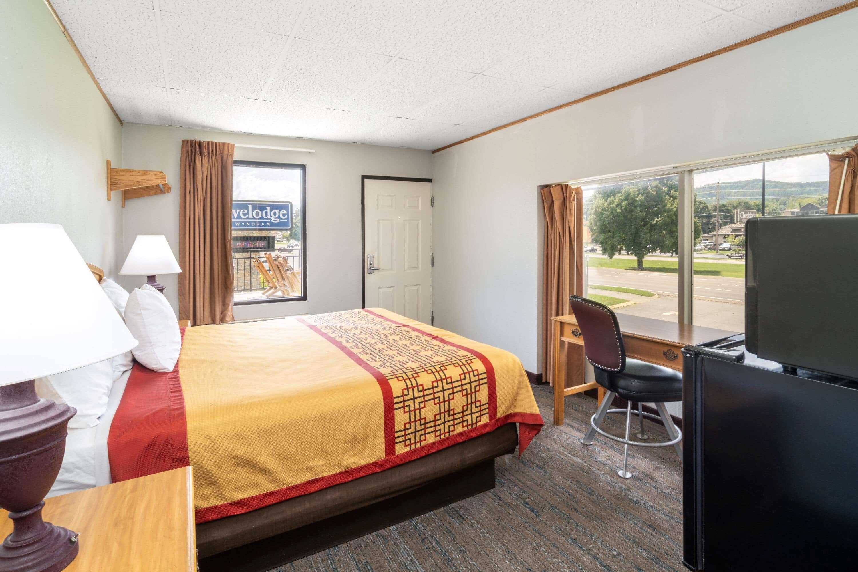 Pigeon Forge Parkway Inn Dış mekan fotoğraf