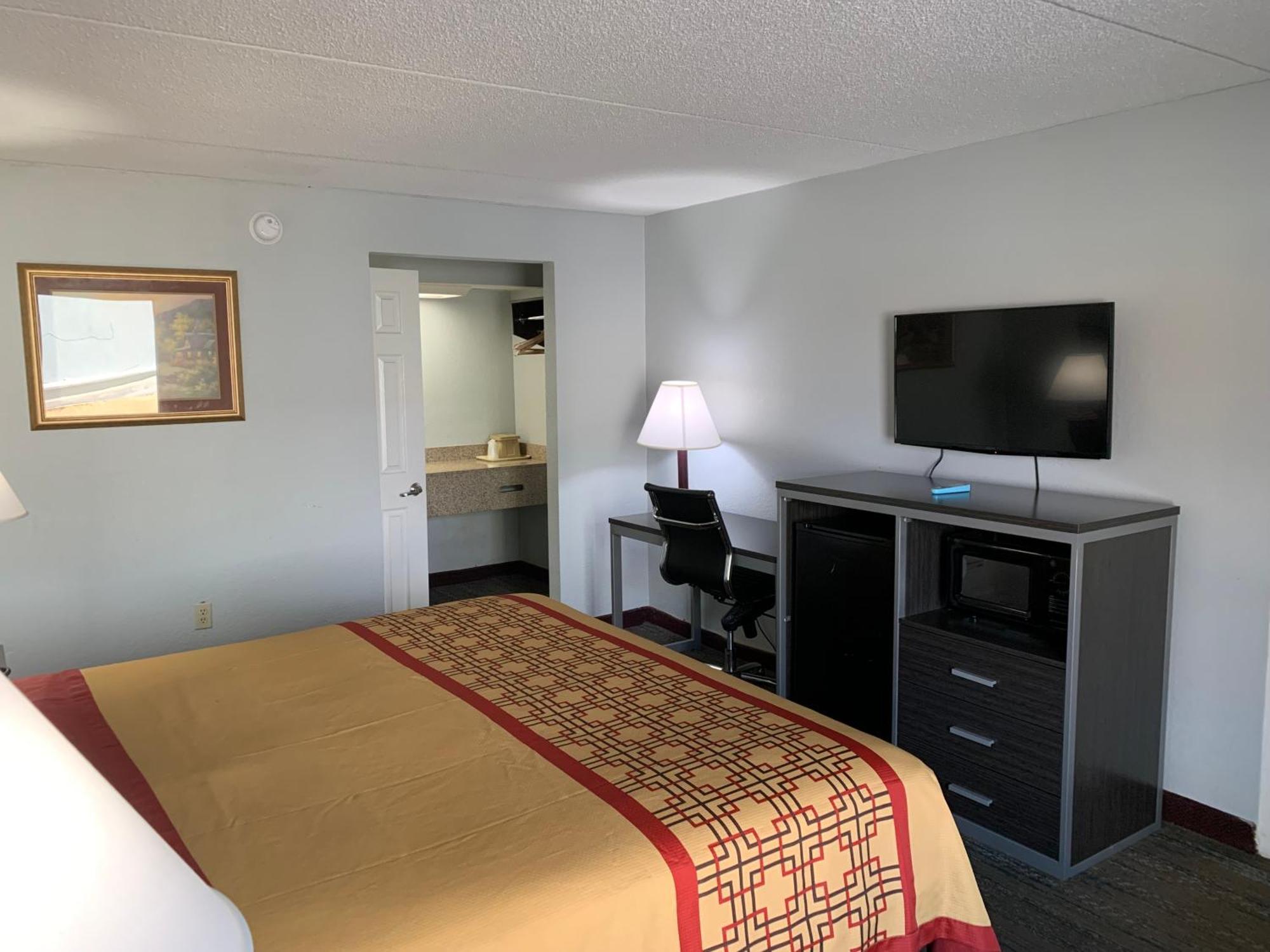 Pigeon Forge Parkway Inn Dış mekan fotoğraf