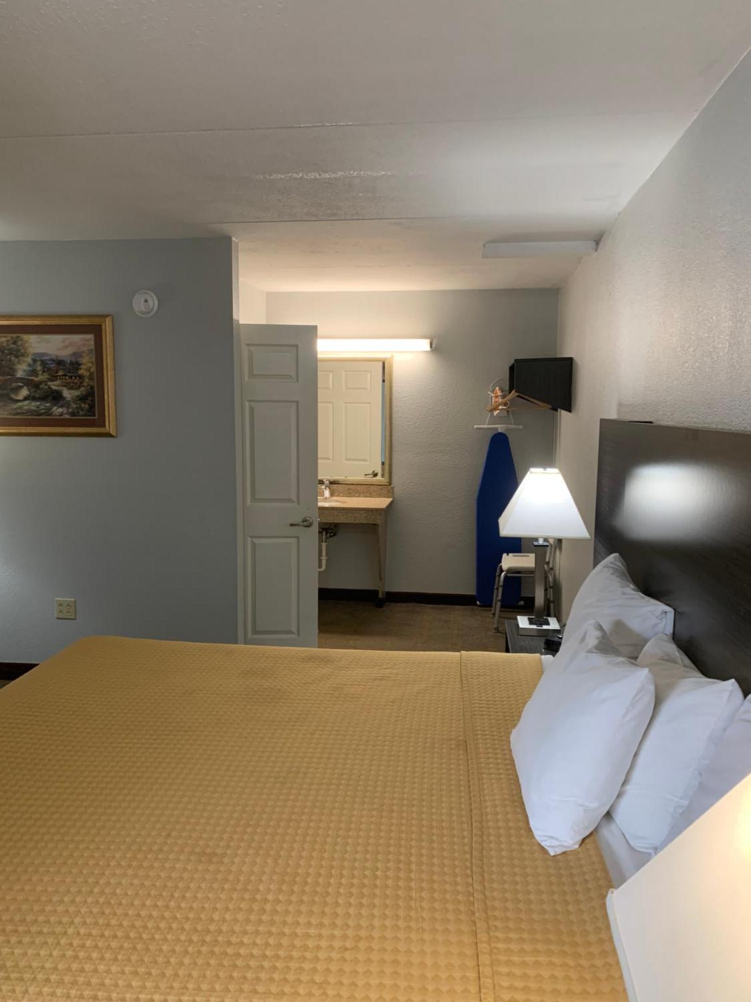 Pigeon Forge Parkway Inn Dış mekan fotoğraf
