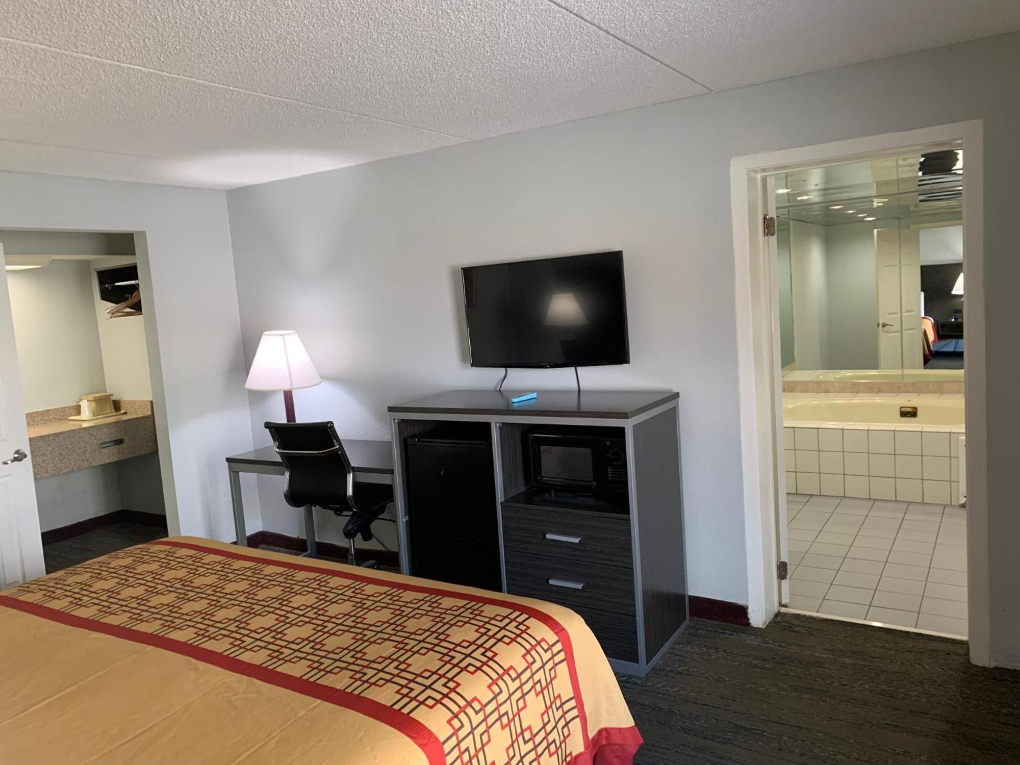 Pigeon Forge Parkway Inn Dış mekan fotoğraf